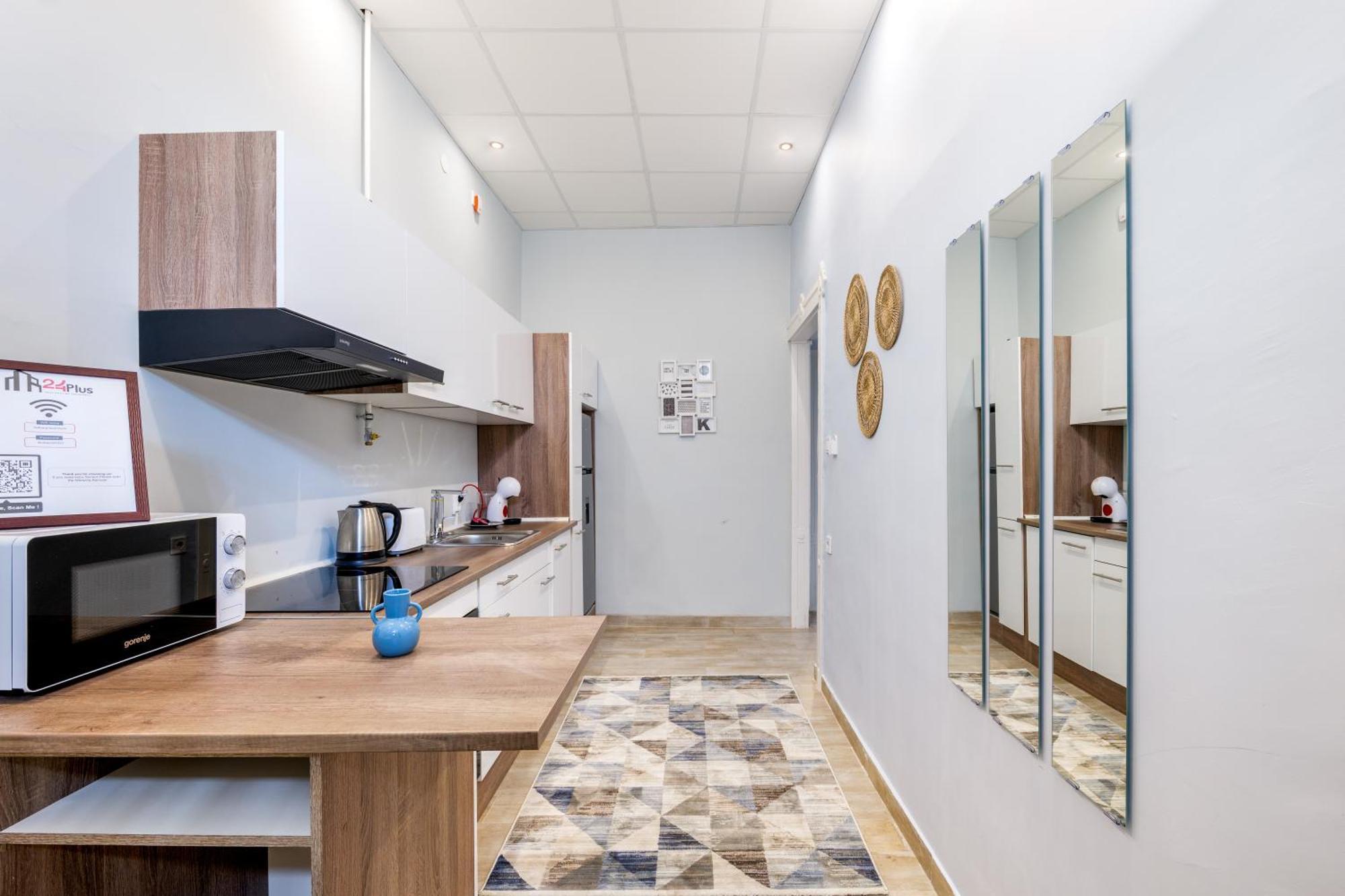 Golbarg Synagoge Apartment In Heart Of City Будапеща Екстериор снимка